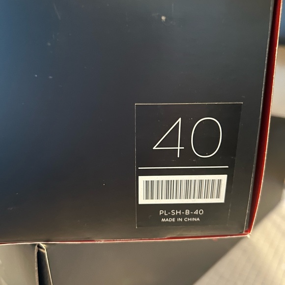 Brand new, never worn women’s Peloton size 9 shoes - Picture 5 of 7